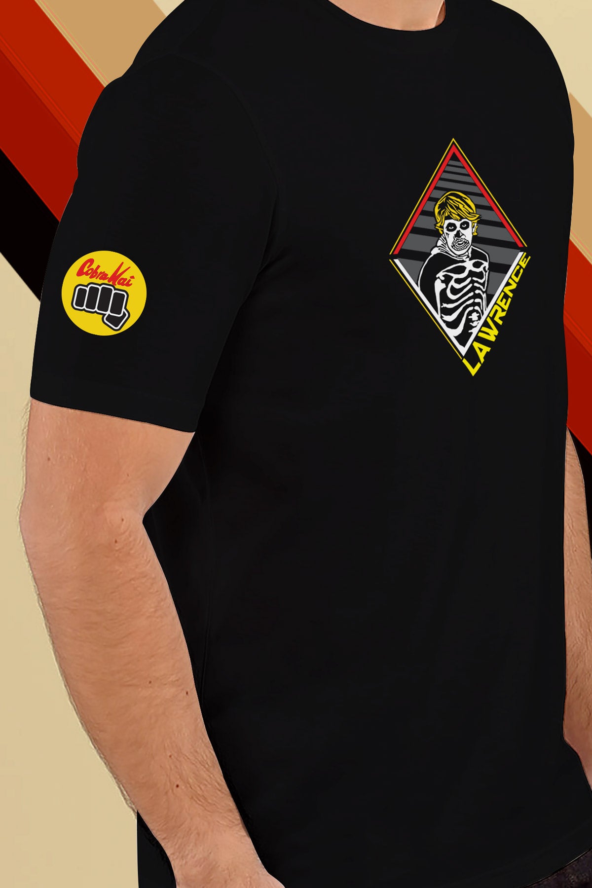 Playera cobra kai online mujer